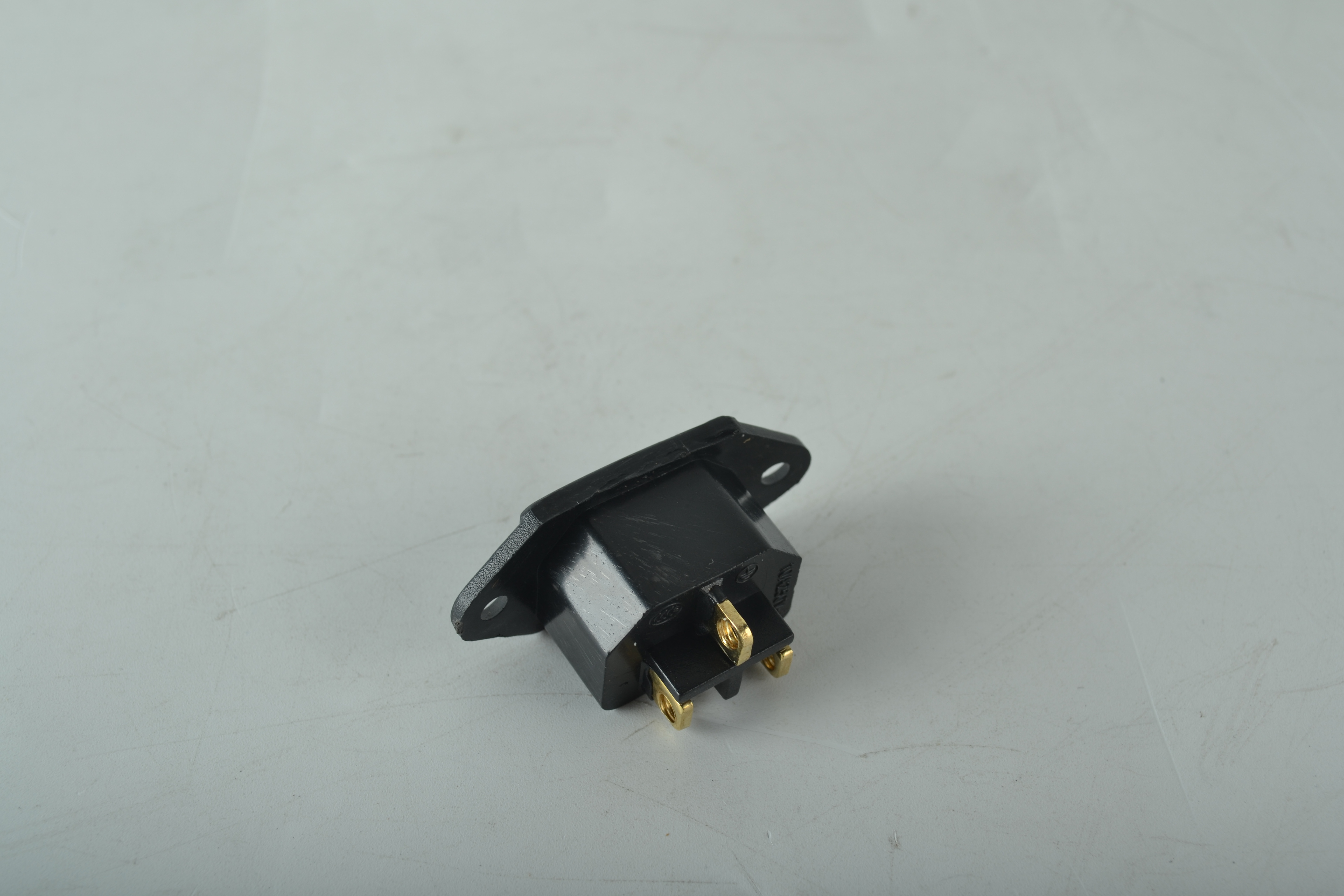 Socket - B08010006